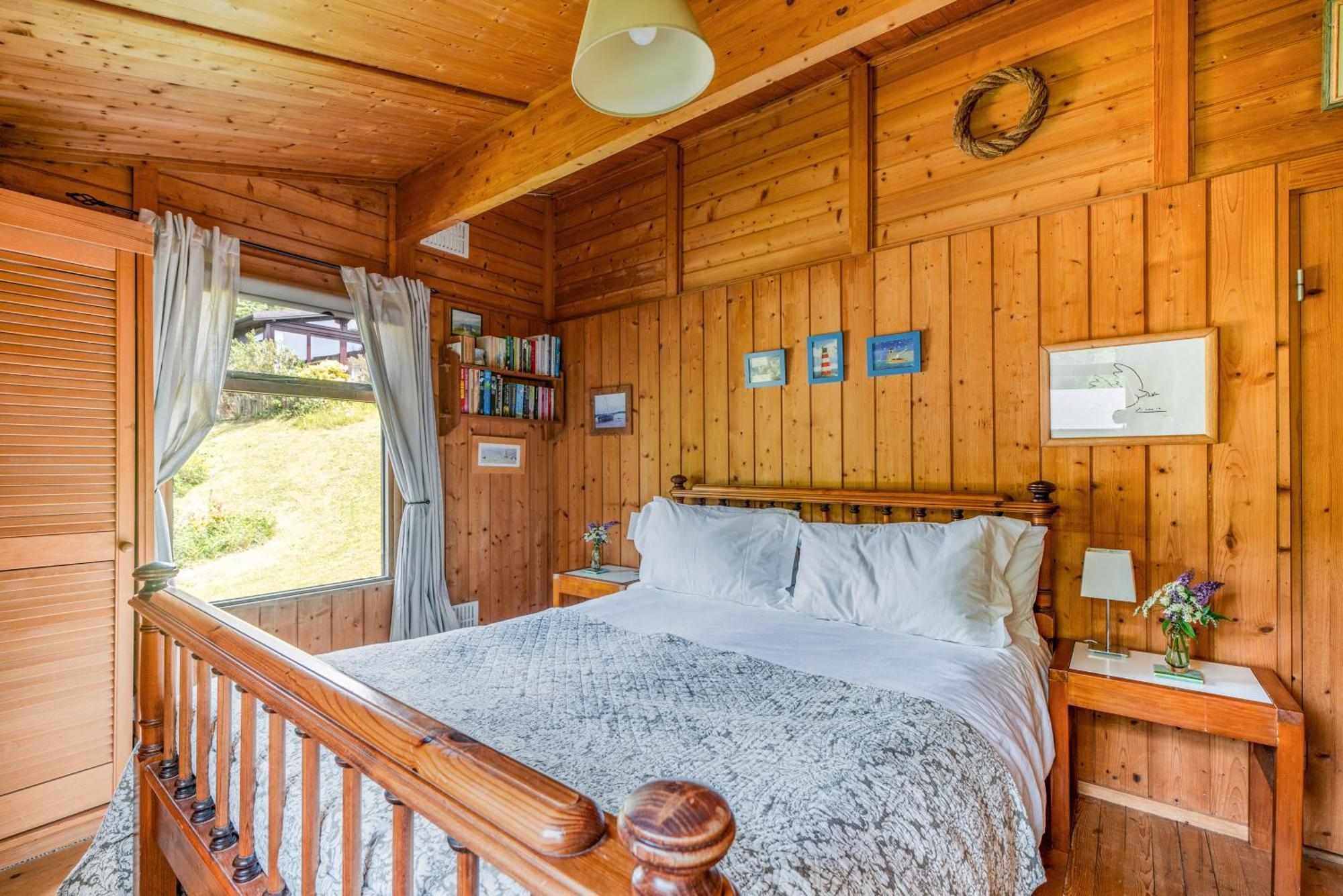 Scandinavian Style Lodge In Rock Wadebridge Exteriör bild